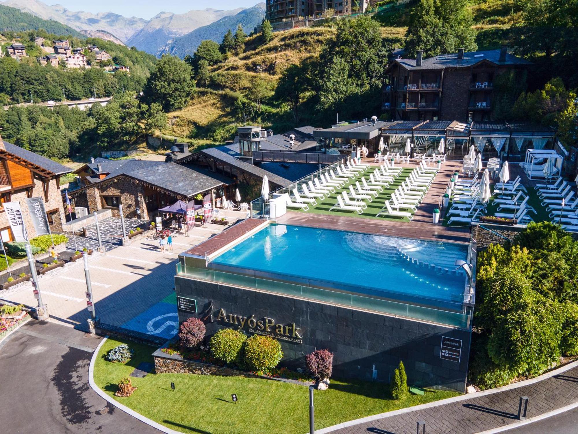 Aparthotel Anyospark Mountain & Wellness Resort 马萨纳 外观 照片